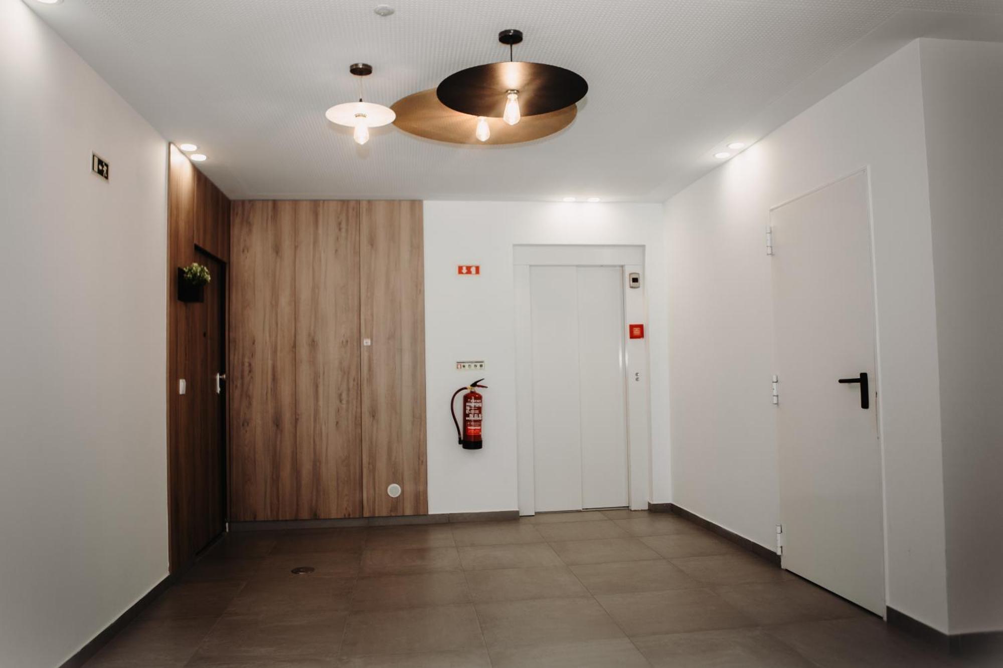 Apartment Am